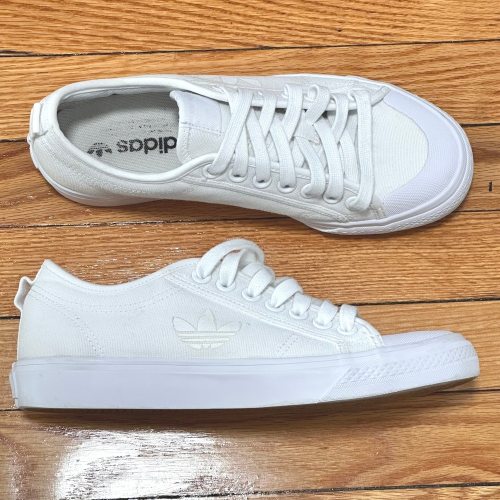 Adidas Nizza Low White Canvas Sneakers Womens Size 8 Gum Sole Classic Preppy